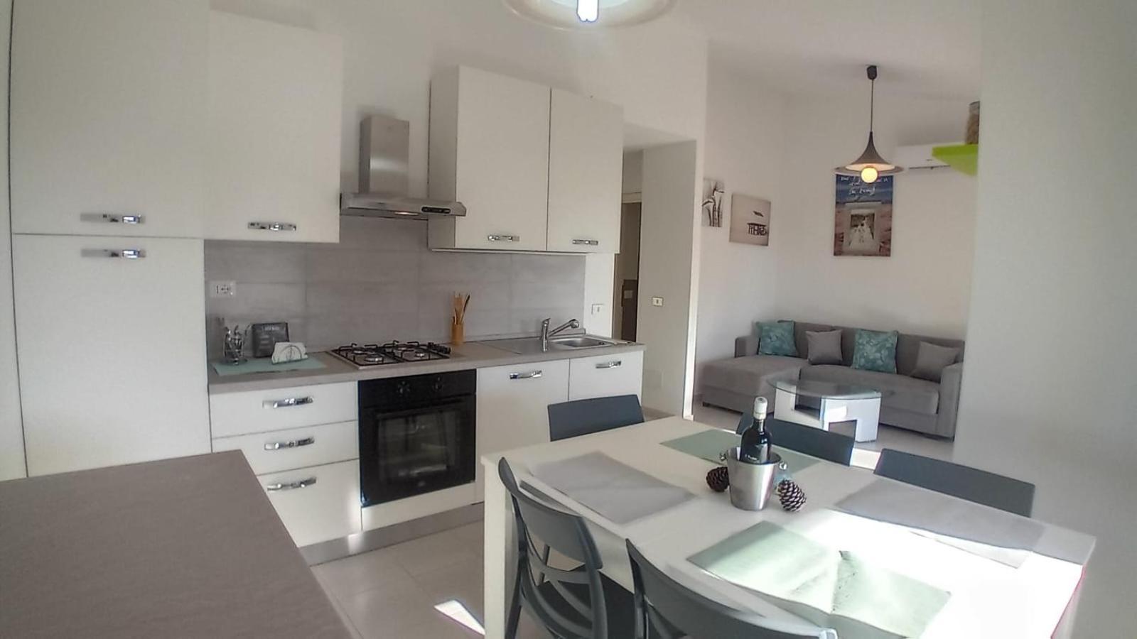 Villini Cala Del Sole - Infinityholidays Costa Paradiso Eksteriør bilde