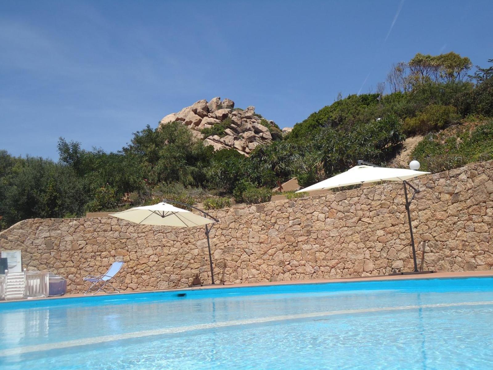 Villini Cala Del Sole - Infinityholidays Costa Paradiso Eksteriør bilde
