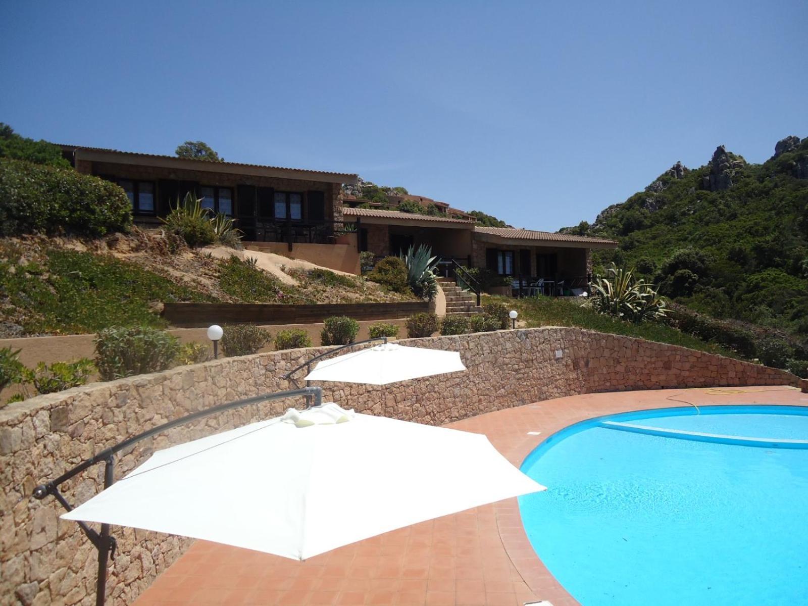 Villini Cala Del Sole - Infinityholidays Costa Paradiso Eksteriør bilde